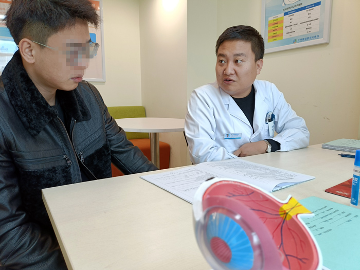 300度近視拖到900度近視，近視手術(shù)是什么感受？