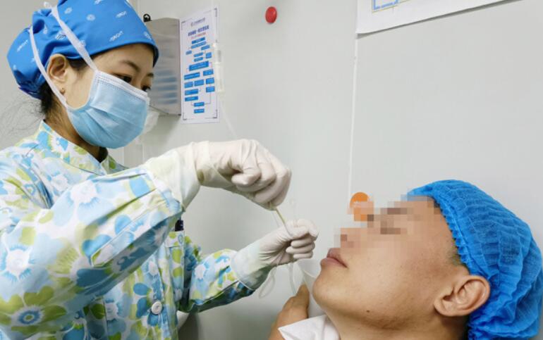 300度近視拖到900度近視，近視手術(shù)是什么感受？